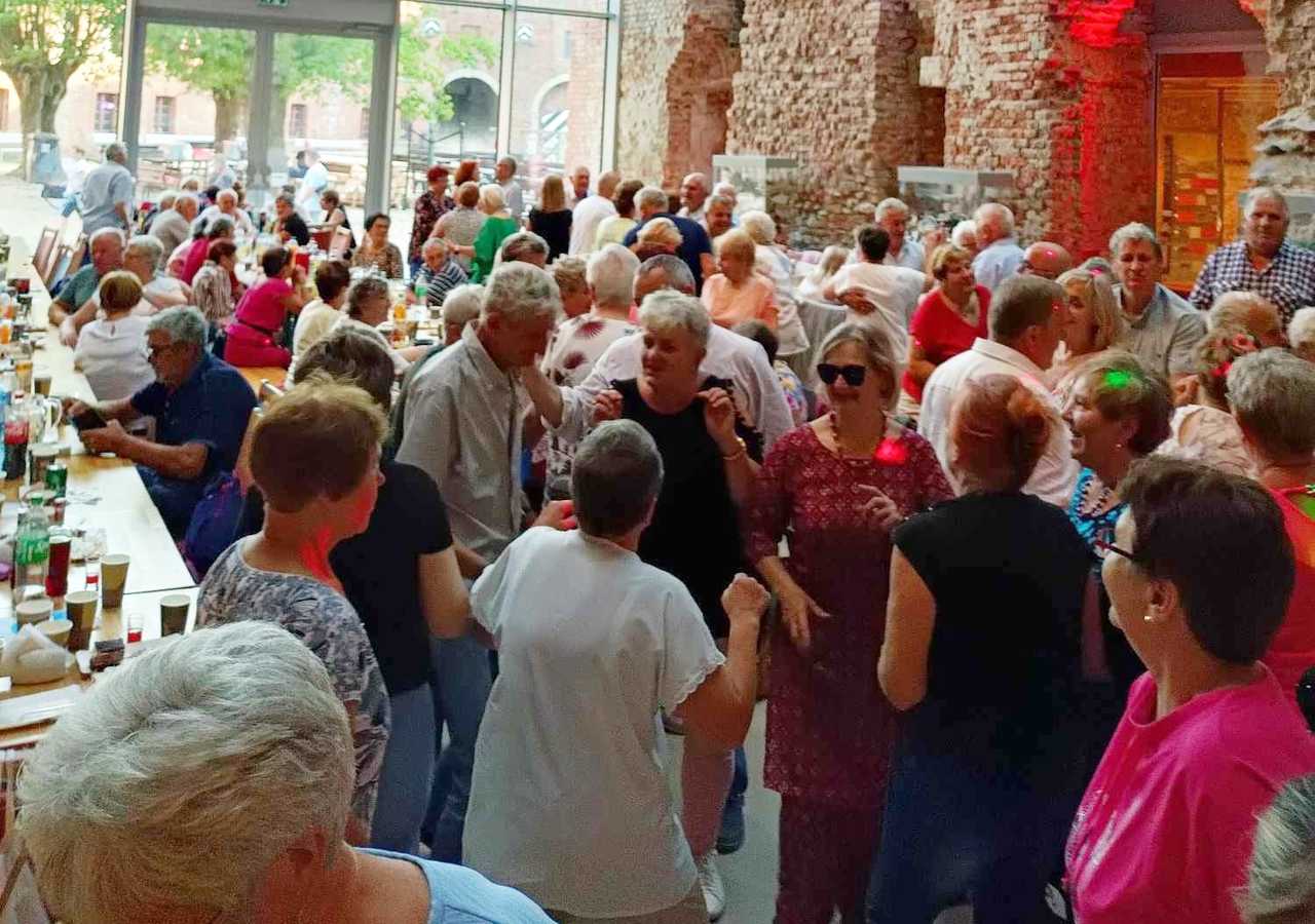 Piknik Seniora na Twierdzy Srebrna Góra