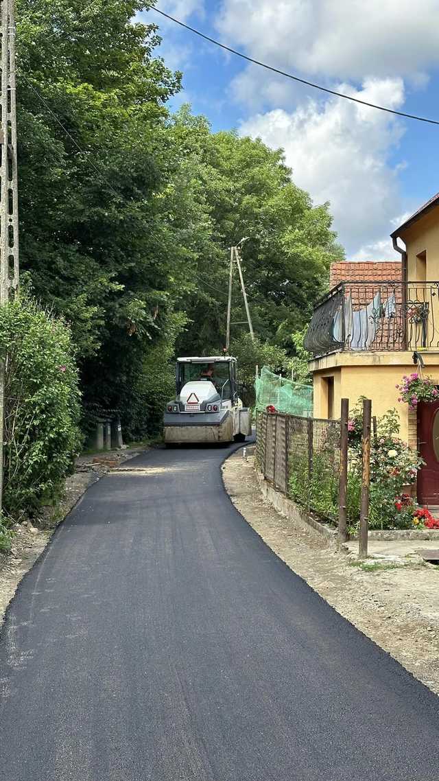 Remont drogi w Skalicach i na osiedlu Kopernika w Ziębicach