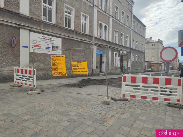 Trwa przebudowa ulicy Armii Krajowej w Ząbkowicach Śląskich 