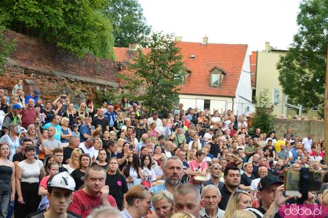 Stachursky, Feel i Golec uOrkiestra na zakończenie Dni i Nocy Krzywej Wieży