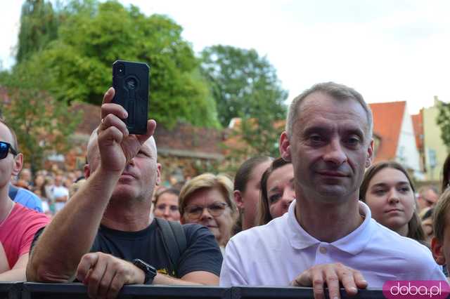 Stachursky, Feel i Golec uOrkiestra na zakończenie Dni i Nocy Krzywej Wieży