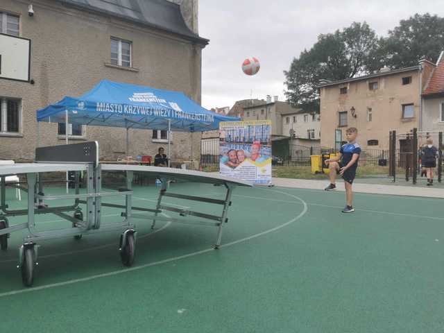Tytuł III Ząbkowicki Turniej Teqball za nami- Piotr Zieliński gościem specjalnym