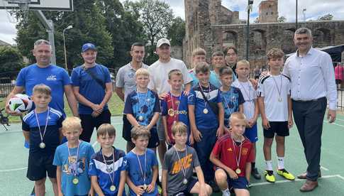Tytuł III Ząbkowicki Turniej Teqball za nami- Piotr Zieliński gościem specjalnym