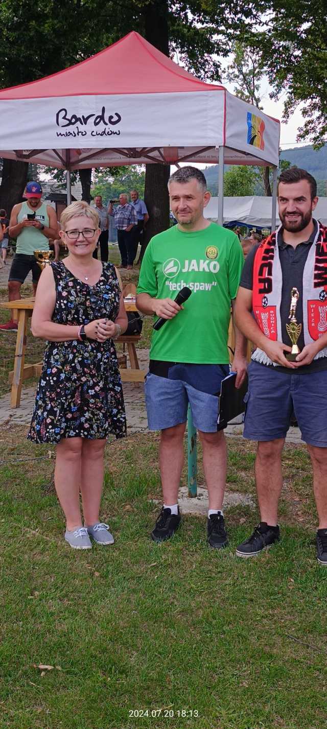 [FOTO] KS Cis Brzeźnica celebrował 25-lecie istnienia. Atrakcji nie brakowało