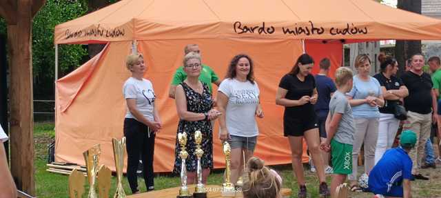 [FOTO] KS Cis Brzeźnica celebrował 25-lecie istnienia. Atrakcji nie brakowało