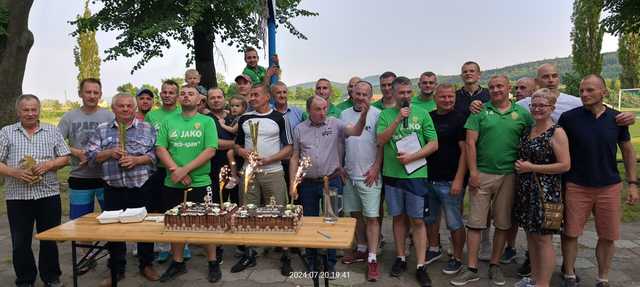 [FOTO] KS Cis Brzeźnica celebrował 25-lecie istnienia. Atrakcji nie brakowało
