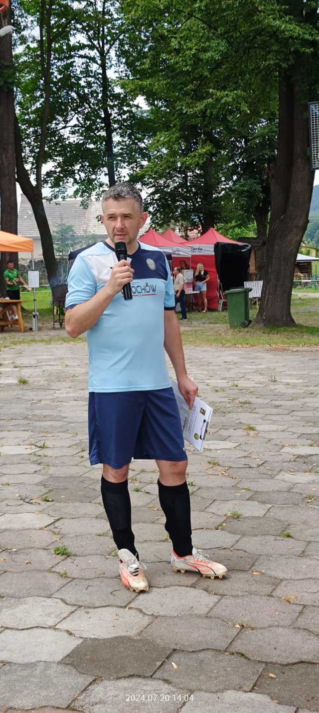 [FOTO] KS Cis Brzeźnica celebrował 25-lecie istnienia. Atrakcji nie brakowało
