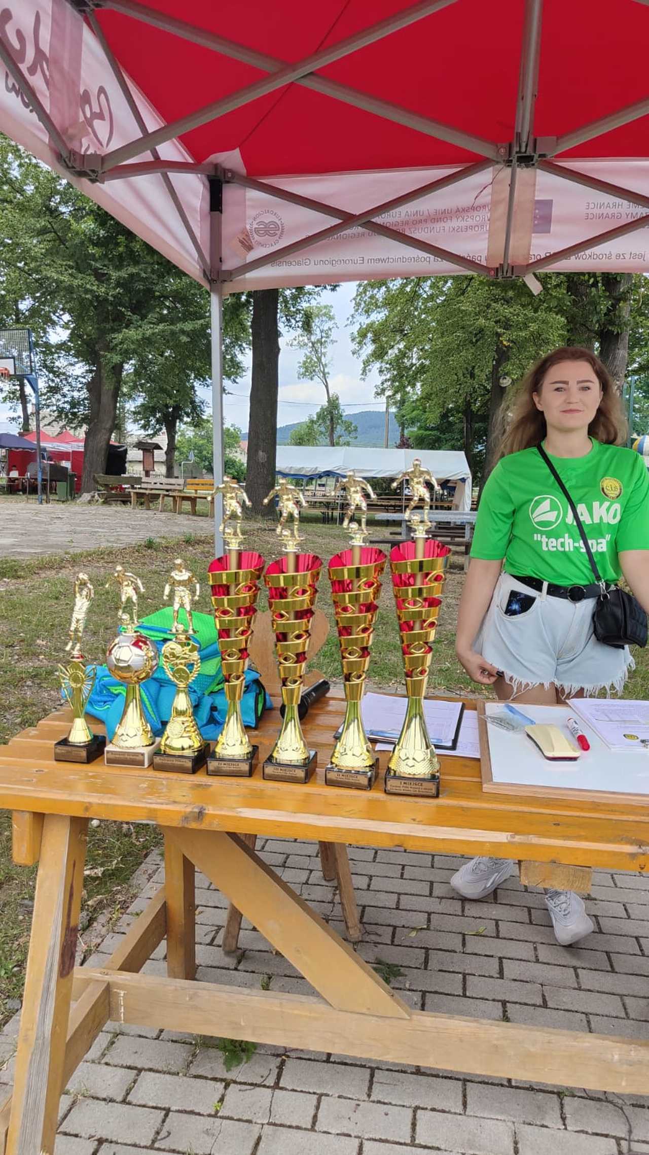 [FOTO] KS Cis Brzeźnica celebrował 25-lecie istnienia. Atrakcji nie brakowało