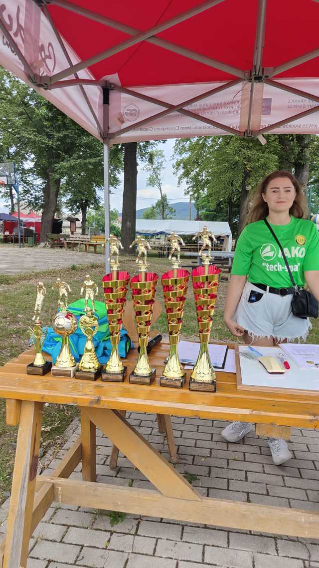 [FOTO] KS Cis Brzeźnica celebrował 25-lecie istnienia. Atrakcji nie brakowało