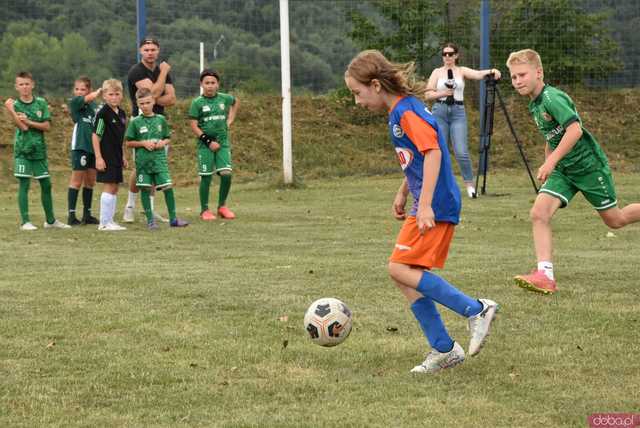 [FOTO] Rozpoczęło się świętowanie w Potworowie. Klub Sportowy Piasek obchodzi jubileusz 25-lecia istnienia