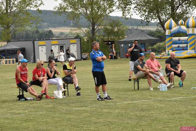[FOTO] Rozpoczęło się świętowanie w Potworowie. Klub Sportowy Piasek obchodzi jubileusz 25-lecia istnienia