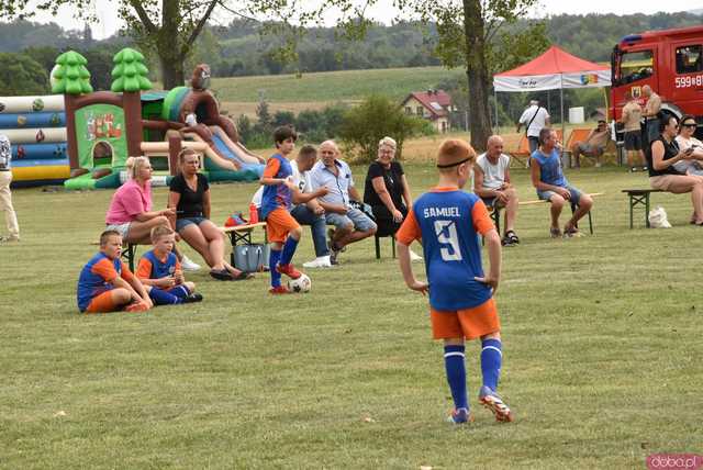 [FOTO] Rozpoczęło się świętowanie w Potworowie. Klub Sportowy Piasek obchodzi jubileusz 25-lecia istnienia