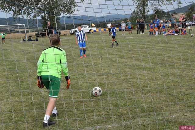 [FOTO] Rozpoczęło się świętowanie w Potworowie. Klub Sportowy Piasek obchodzi jubileusz 25-lecia istnienia