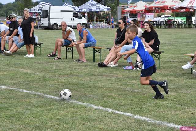 [FOTO] Rozpoczęło się świętowanie w Potworowie. Klub Sportowy Piasek obchodzi jubileusz 25-lecia istnienia