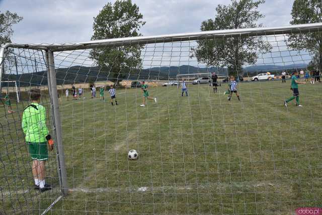 [FOTO] Rozpoczęło się świętowanie w Potworowie. Klub Sportowy Piasek obchodzi jubileusz 25-lecia istnienia
