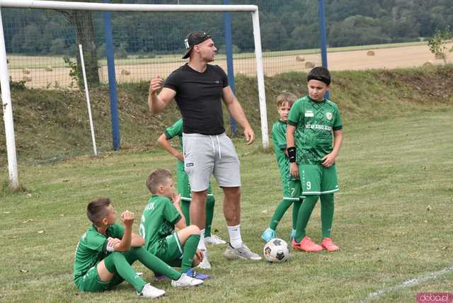 [FOTO] Rozpoczęło się świętowanie w Potworowie. Klub Sportowy Piasek obchodzi jubileusz 25-lecia istnienia