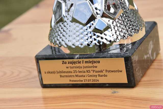 [FOTO] Rozpoczęło się świętowanie w Potworowie. Klub Sportowy Piasek obchodzi jubileusz 25-lecia istnienia
