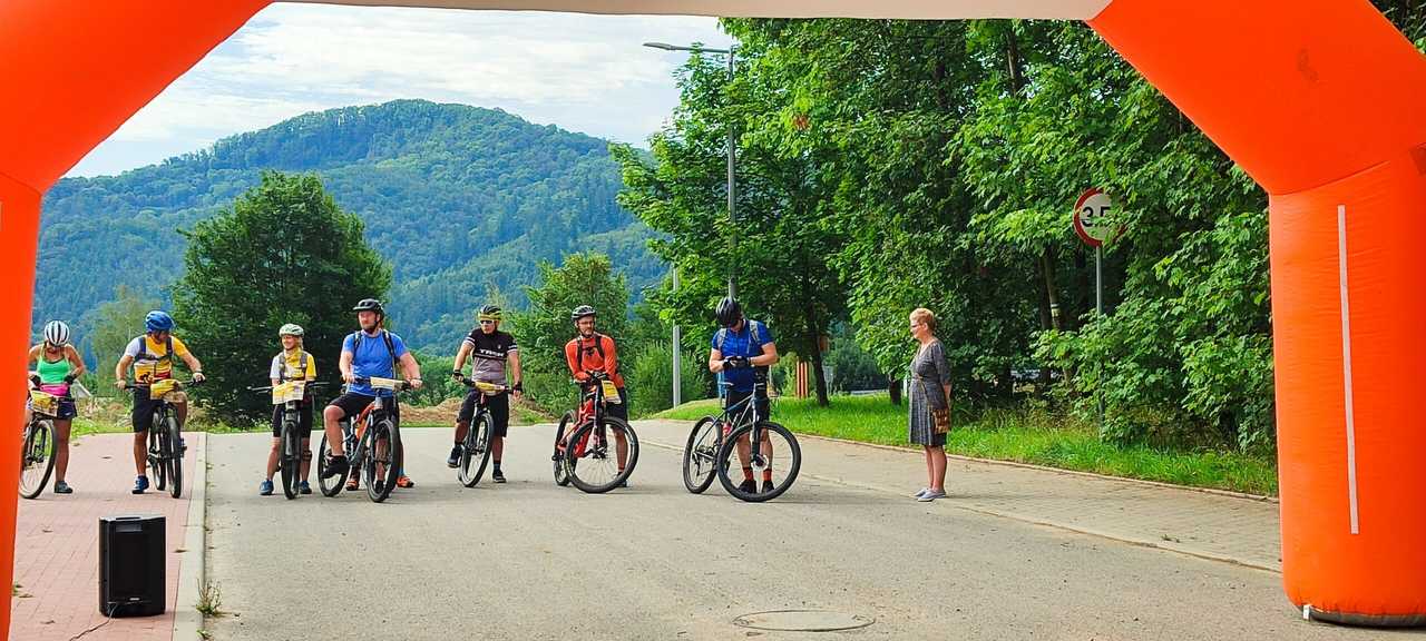 [FOTO] W Bardzie wystartował Rajd Rowerowy Strefy MTB Sudety