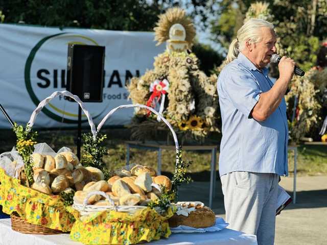Dożynki Parafialne w Niedźwiedniku 