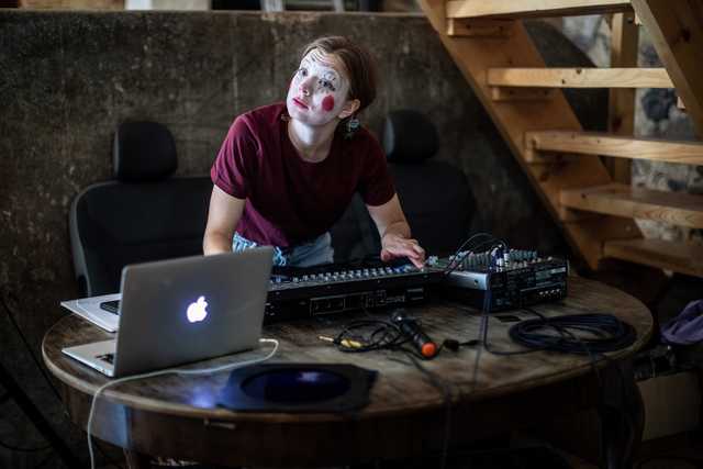 Wieczór Metamorficzny w Nowinie