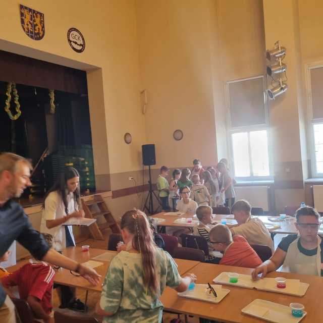 Warsztaty edukacyjne z polimerami w Kamieńcu Ząbkowickim 