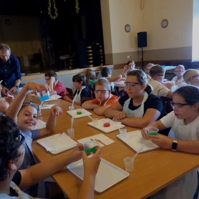 Warsztaty edukacyjne z polimerami w Kamieńcu Ząbkowickim 