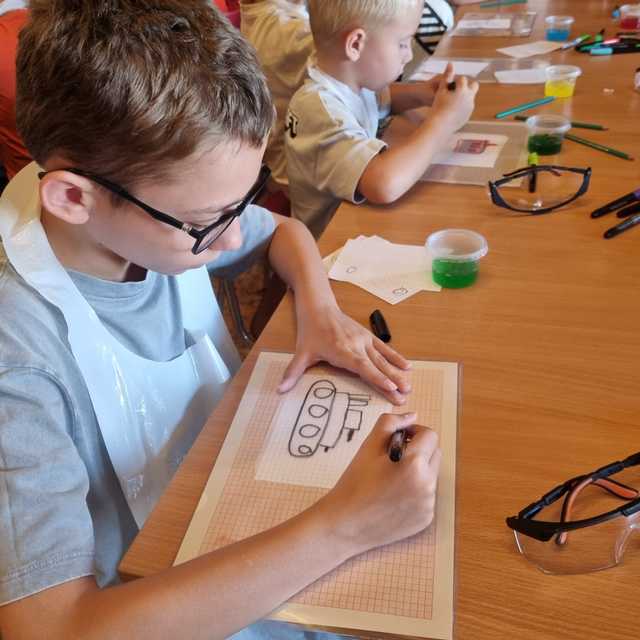 Warsztaty edukacyjne z polimerami w Kamieńcu Ząbkowickim 