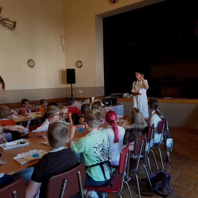 Warsztaty edukacyjne z polimerami w Kamieńcu Ząbkowickim 