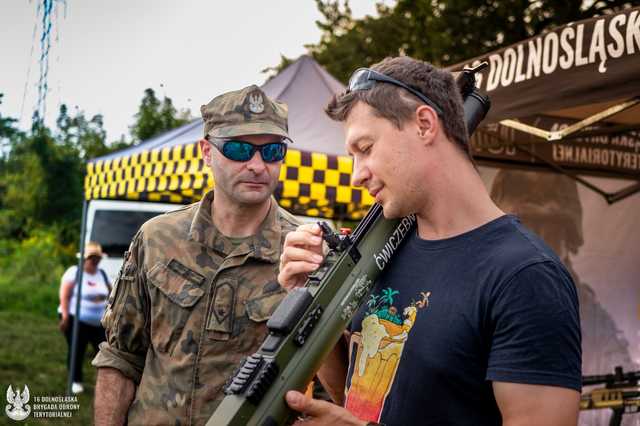 Aktywne zakończenie wakacji z żołnierzami 16 Dolnośląskiej Brygady Obrony Terytorialnej