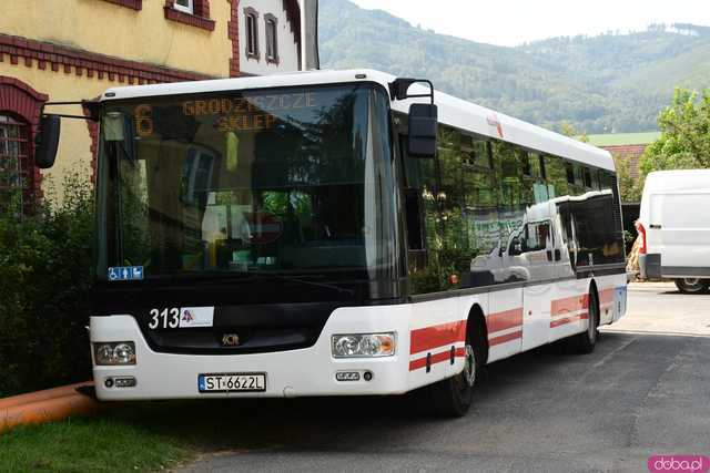 Rusza zastępcza komunikacja autobusowa między Ostroszowicami a Grodziszczem, Rudnicą i Jemną