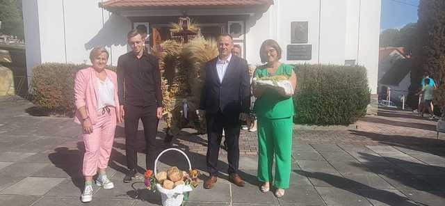 [FOTO] Tak zakończenie źniw i zbiory plonów świętowały sołectwa Gminy Ziębice