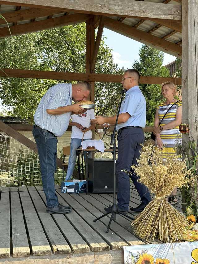 [FOTO] Tak zakończenie źniw i zbiory plonów świętowały sołectwa Gminy Ziębice