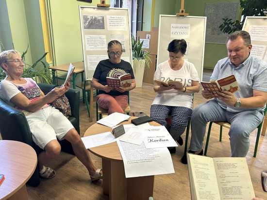 [FOTO] Literacka podróż z „Kordianem”. Narodowe Czytanie w Ząbkowicach Śląskich