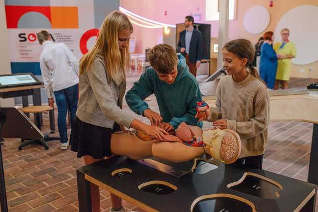 [FOTO] Złoty Stok z nową atrakcją – Centrum Nauki SOWA otwiera drzwi dla ciekawych świata