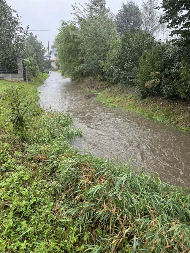 [FOTO] Aktualna sytuacja powodziowa w Gminie Stoszowice 