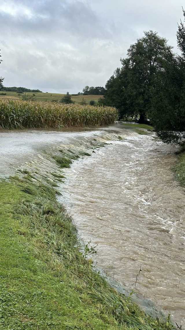 Podnoszący się poziom wód i przerwy w dostawie prądu w Gminie Ziębice