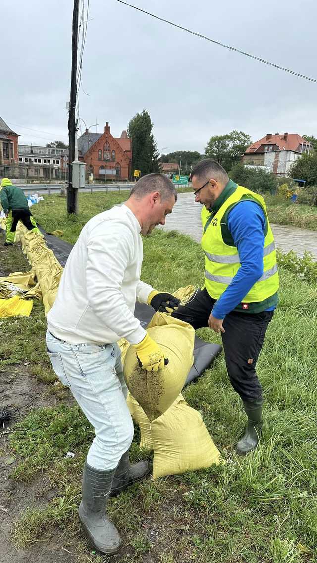 Podnoszący się poziom wód i przerwy w dostawie prądu w Gminie Ziębice