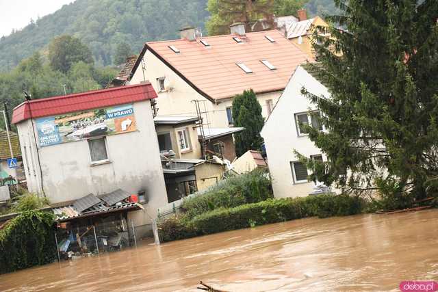 [FOTO] Bardo po powodzi: wielu mieszkańców straciło dobytek życia, jakie wsparcie jest teraz najważniejsze dla poszkodowanych?