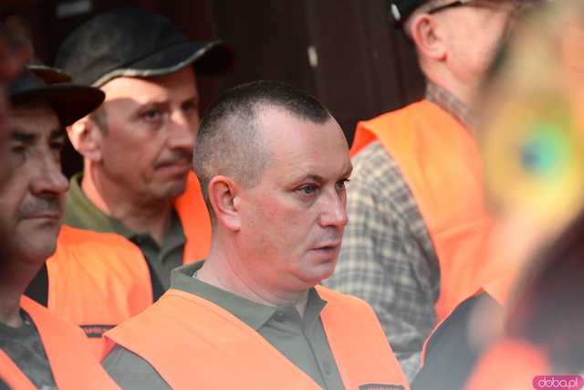 [FOTO, WIDEO] Łącząc siły dla powodzian, czyli akcja pomocowa Myśliwi Razem w Kamieńcu Ząbkowickim