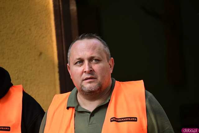 [FOTO, WIDEO] Łącząc siły dla powodzian, czyli akcja pomocowa Myśliwi Razem w Kamieńcu Ząbkowickim