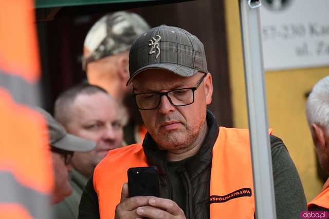 [FOTO, WIDEO] Łącząc siły dla powodzian, czyli akcja pomocowa Myśliwi Razem w Kamieńcu Ząbkowickim