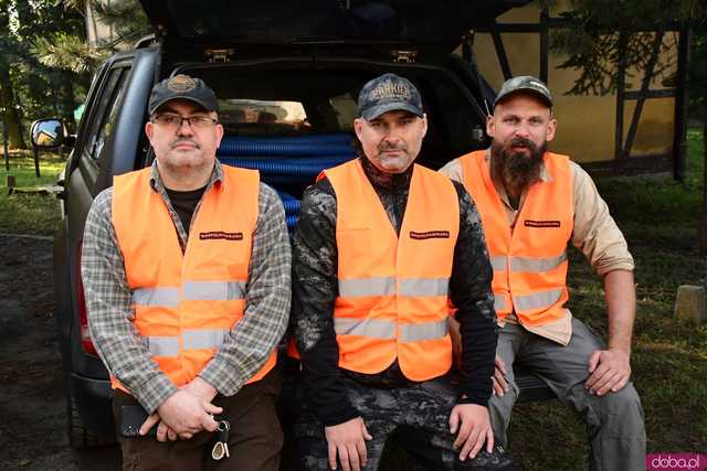 [FOTO, WIDEO] Łącząc siły dla powodzian, czyli akcja pomocowa Myśliwi Razem w Kamieńcu Ząbkowickim