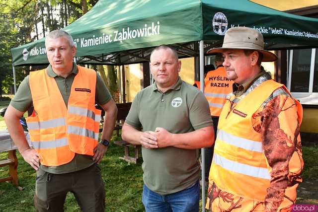 [FOTO, WIDEO] Łącząc siły dla powodzian, czyli akcja pomocowa Myśliwi Razem w Kamieńcu Ząbkowickim