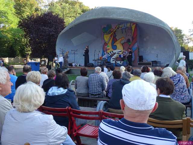 [FOTO, WIDEO] Wyjątkowy koncert charytatywny w Ziębicach na rzecz powodzian z powiatu ząbkowickiego