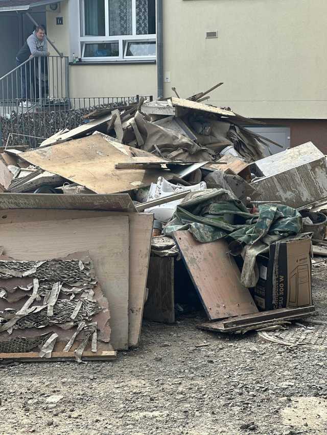 [FOTO] Ziębice dla Barda: Serce na scenie, pomoc dla powodzian