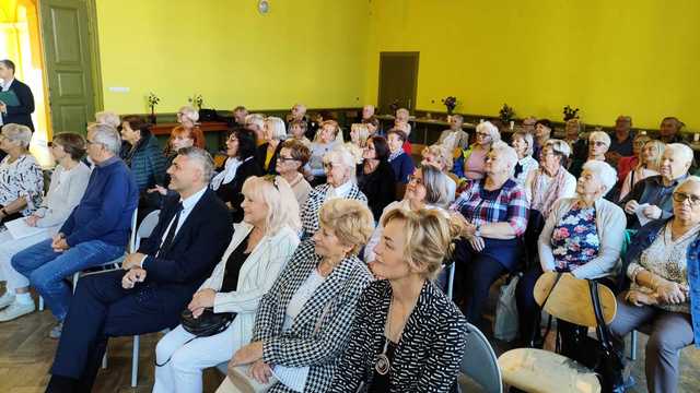 Inauguracja roku akademickiego Uniwersytetu Trzeciego Wieku w Ząbkowicach Śląskich