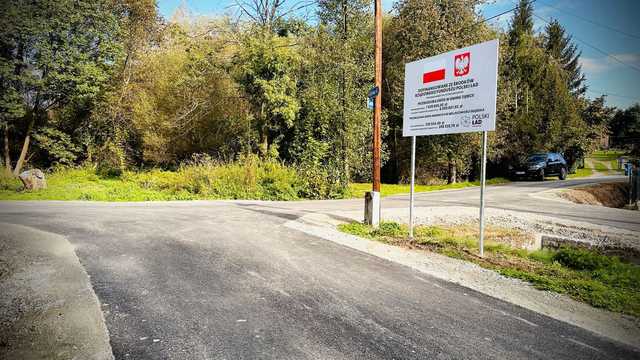 [FOTO] Odebrano nowe drogi w Głębokiej i Osinie Wielkiej