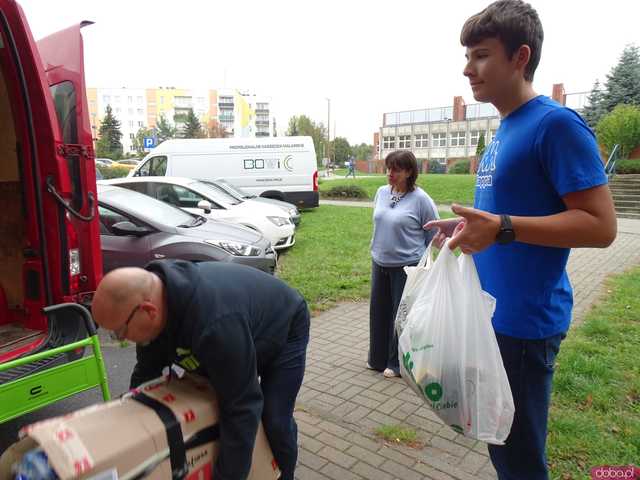 [FOTO, WIDEO] Wielkie serca małych ludzi: Szkoła Podstawowa nr 1 z Dzierżoniowa pomogła mieszkańcom Barda