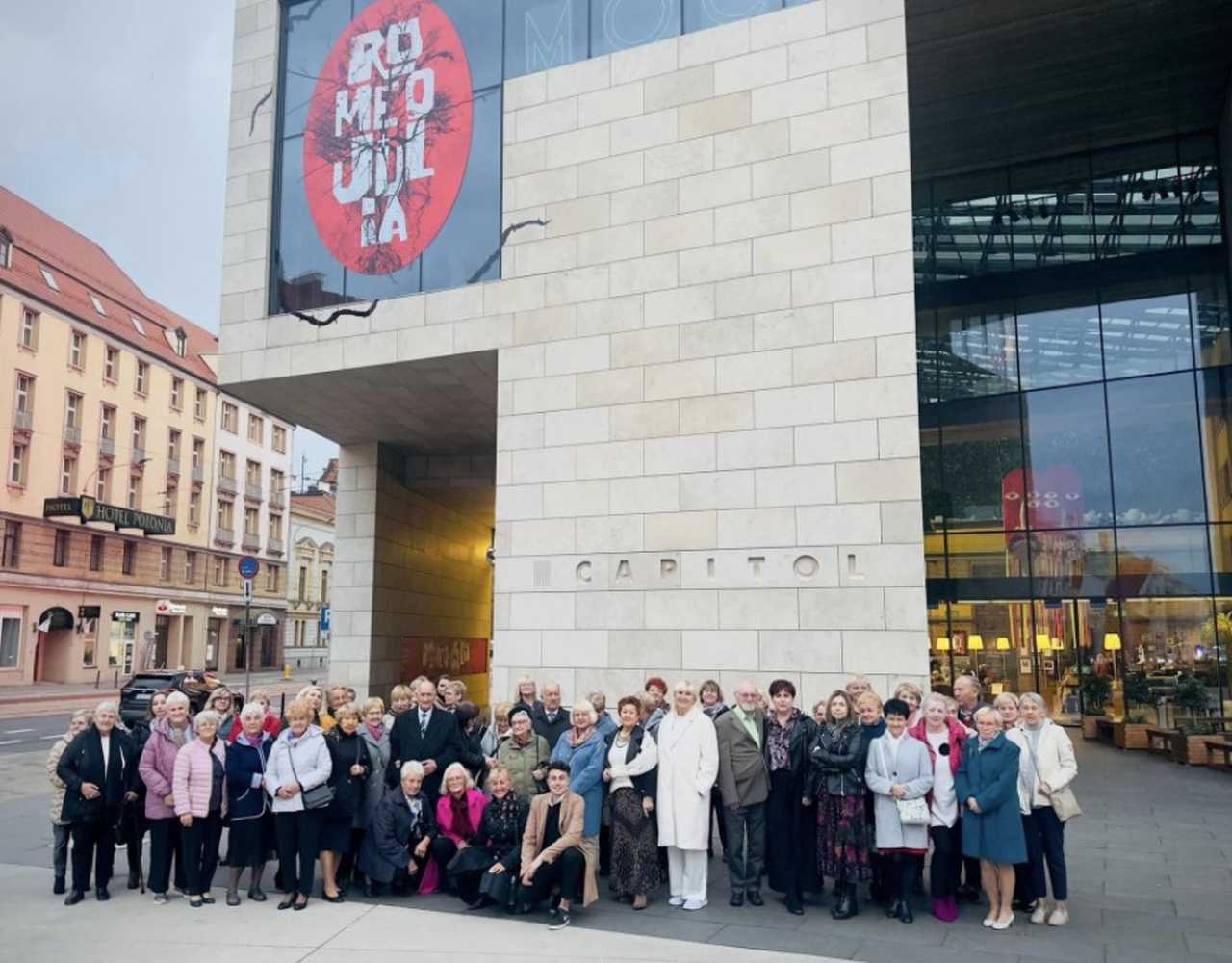 [FOTO] Kultura z najwyższej półki – Ziębiczanie na premierze „Romeo i Julii” we Wrocławiu