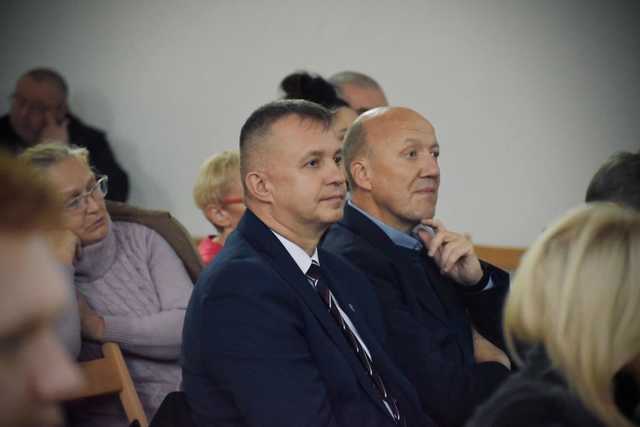 [FOTO] Muzyka prawosławna w dawnym kościele ewangelickim w Ziębicach – niezwykły koncert Gminnego Chóru Św. Jerzego